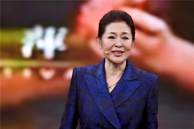 1996年,陈凯歌对倪萍说:你是好女孩,但她怀孕了,转身就娶陈红