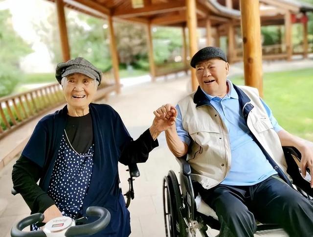 新中国22位大明星和他们的代表作