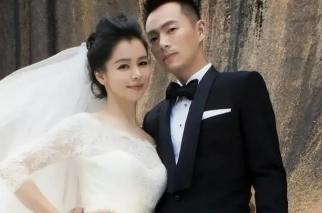 一脱成名的徐若瑄,如今被爆身患癌症,曾经为嫁富豪打300针保胎