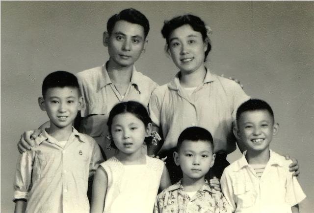童祥苓去世上热搜!如今“童家班”只剩下了童葆苓