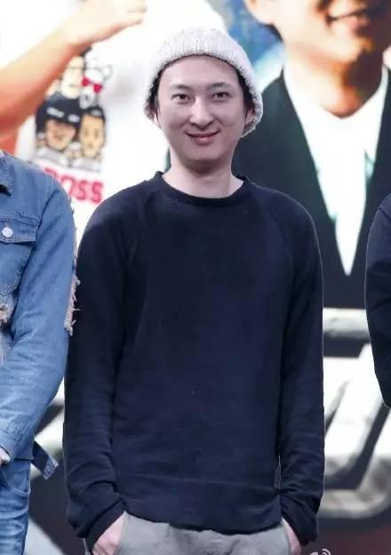如果你女朋友迷上了宋仲基丨奇葩新闻