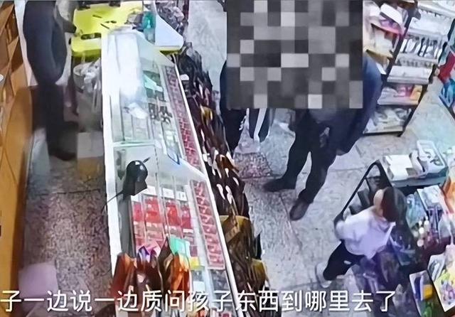 4岁千万网红摆拍被哥哥绊倒摔哭?母亲:我可以比现在多挣10倍!