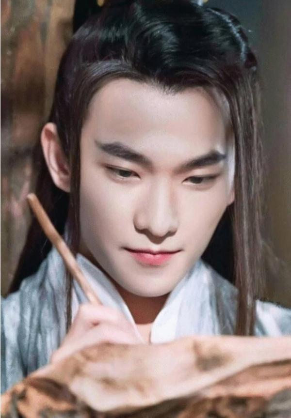 古装剧中最仙的7位男星,润玉仙上线,邓伦对战于朦胧,谁赢?