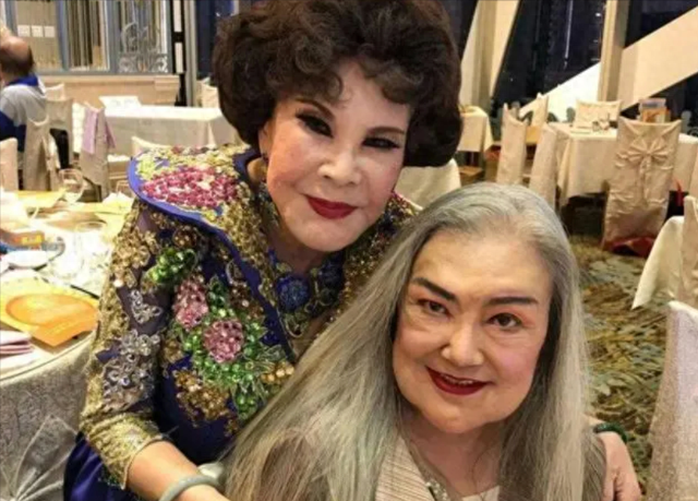 曾经也是美丽明艳,却因整容毁掉一切,这6位女星全是反面案例!