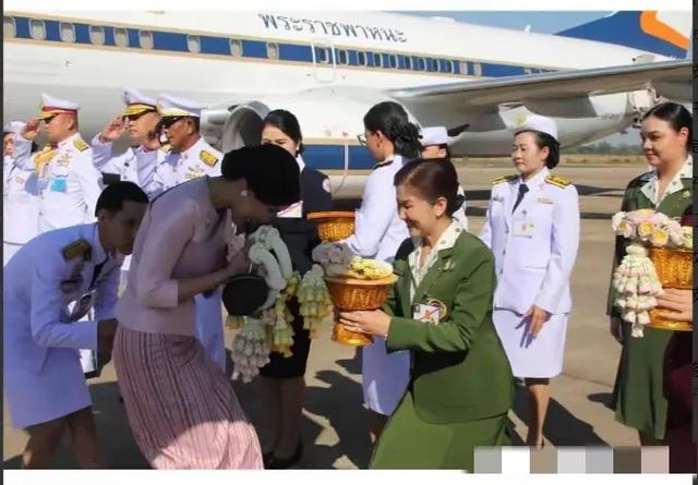 泰国王室《甄嬛传》继续演绎,贵妃诗妮娜诞下小公主,获新赐名妠