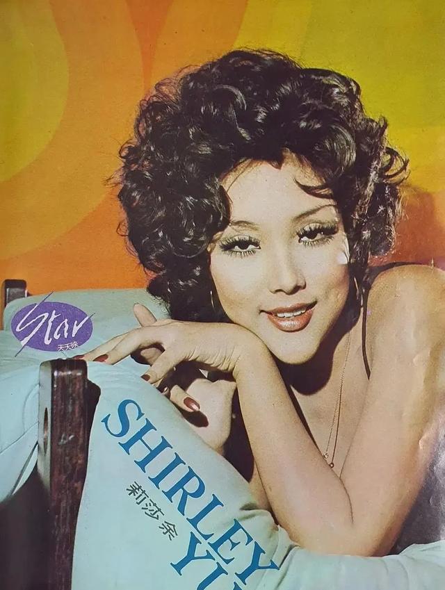 邵氏艳星余莎莉,两婚两离,晚年摆摊为生,父亲是抗日名将余程万