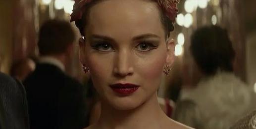 删除了大量写实剧情才上映,但这部电影,依旧是谍战片里的大尺度
