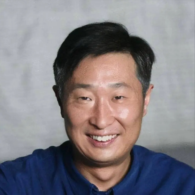眼睛最小的10位男明星排行榜,他们眼睛虽然但混的都挺好!