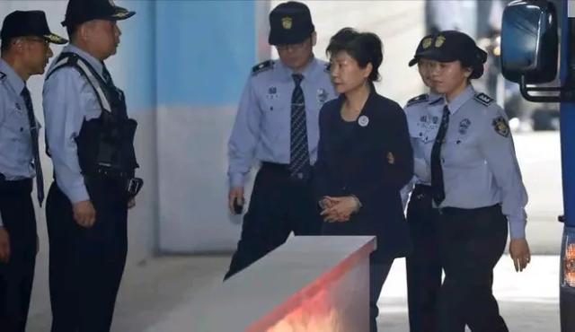 韩国第一公主朴槿惠,72岁仍孤身一人,理想男友是个“中国人”