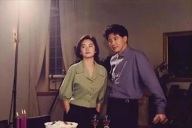 徐克称她是50年一遇美女,发哥对她一见钟情,自己感情却理不清