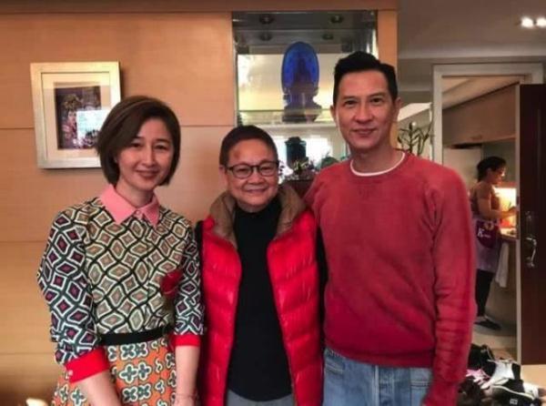 当红时嫁给穷小子,相恋10年才结婚生子,如今丈夫早已是影帝
