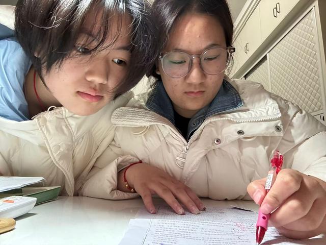 教育科学学院小螺号实践队成功开展 “告别小马虎” 公开课