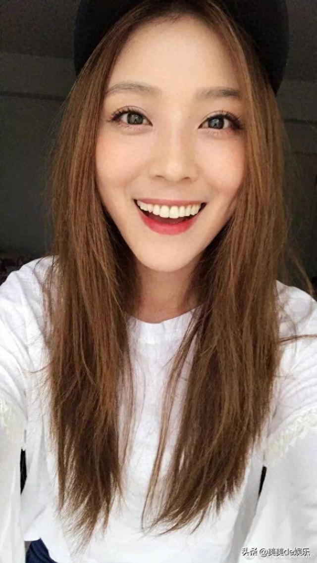一年被劈腿4次,她一直原谅,还要退圈?
