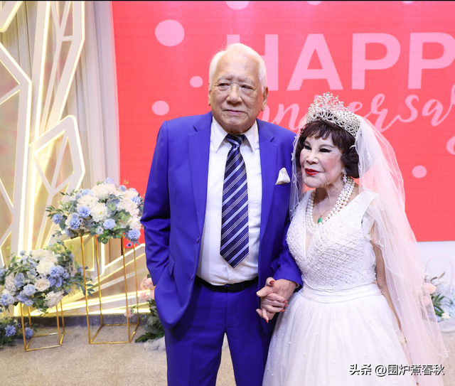 彪悍爱情!香港赛车之父,爱上“鬼脸情妇”,人称“夏蕙宝宝”