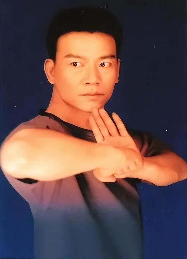 打星王群:八九十年代红极一时,英年早逝后,母亲被孙子推上法庭