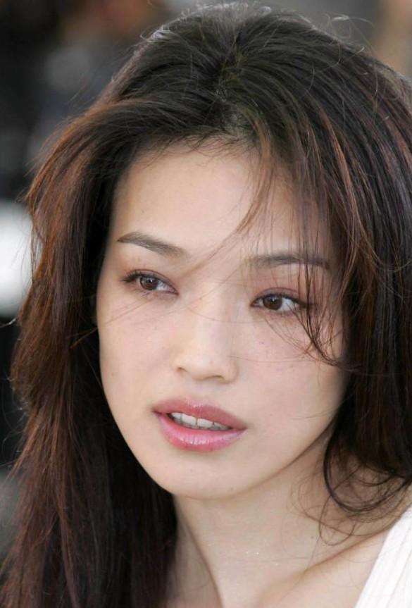 越“老”越美的6位女星,年轻时平平无奇,年纪大了反而美了