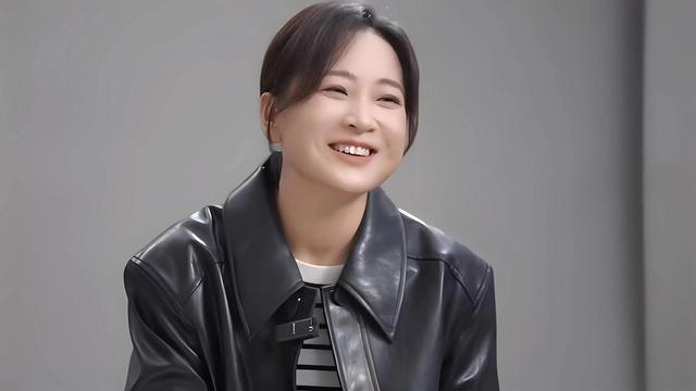 一手好牌打得稀烂！他搭档冯巩春晚一夜爆红，后却成百万诈骗犯