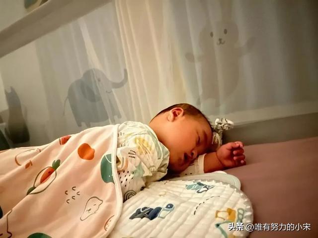 聪明的女人要记住这三千万,千万要独立,千万要工作,千万要自信