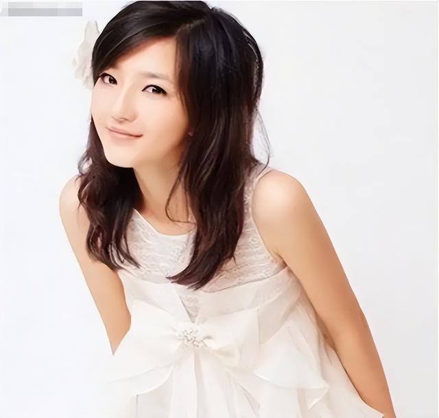 演员朱泳腾:与妻子相亲认识,风雨23年生一子,曾向陆毅取育儿经