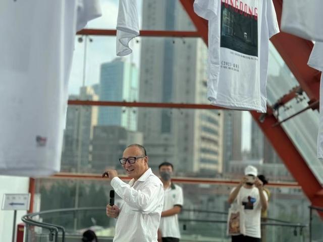 中国当代艺术年鉴展:影像何以热门,评论何以缺失