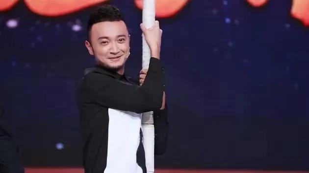 尼格买提:我30岁娶帕夏古丽,结婚9年没有孩子,风光背后有泪水
