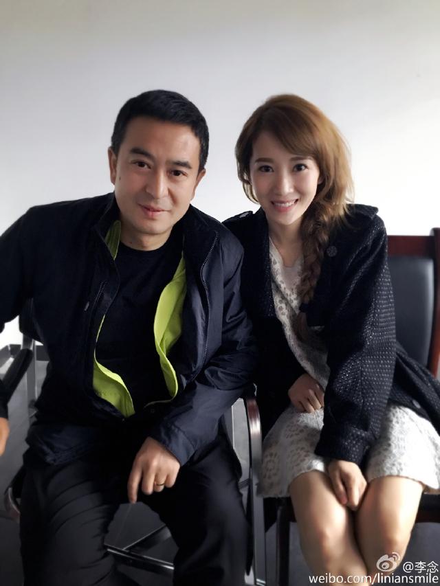 《蜗居》8年后，张嘉译李念同框，有多人记得海藻宋思明？