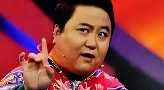 一手好牌打得稀烂！他搭档冯巩春晚一夜爆红，后却成百万诈骗犯