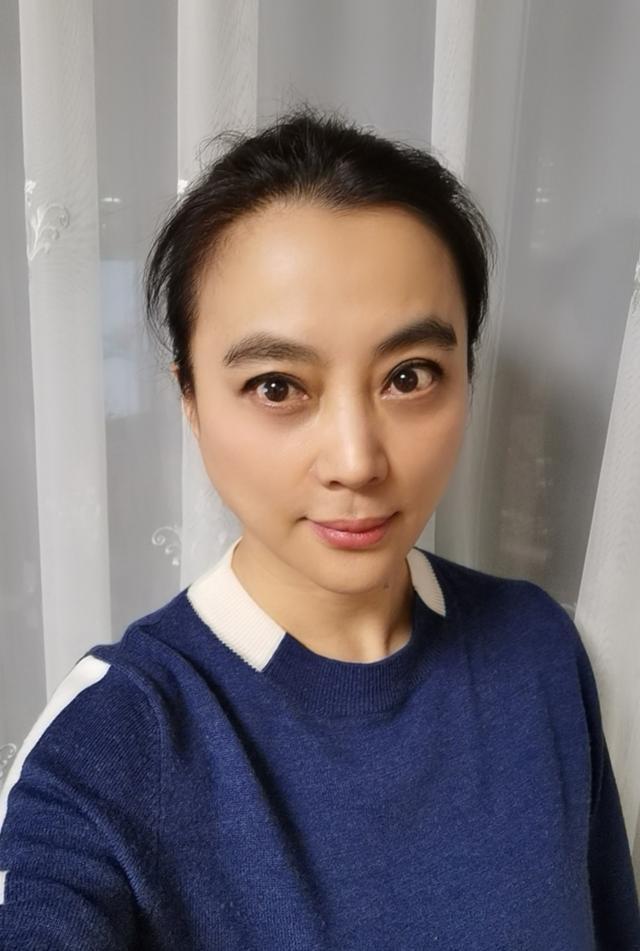 李玲玉和丈夫杰瑞:过去的婚姻有阴影,让外国丈夫内心饱含委屈