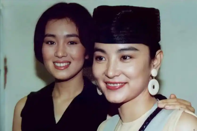 徐克称她是50年一遇美女,发哥对她一见钟情,自己感情却理不清