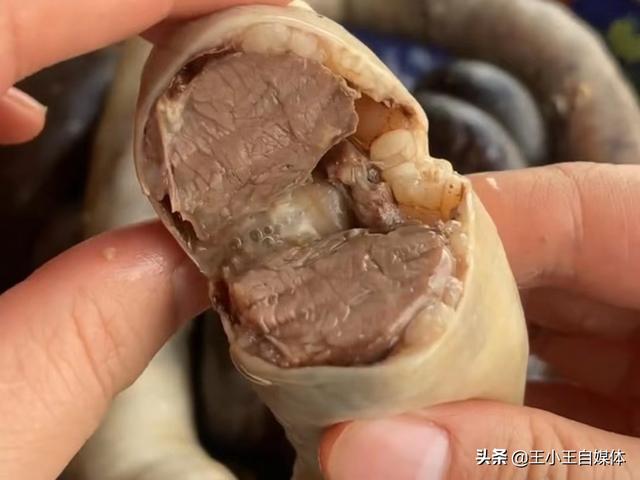 网红胖猴子已减重100斤,胸围高达164cm,腰围比自己身高还多