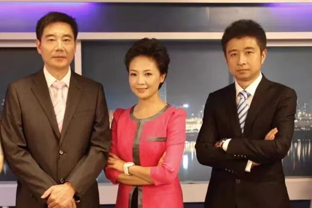 60岁成都名主持吕冲因病去世!生前消瘦满头白发,好友悲痛悼念