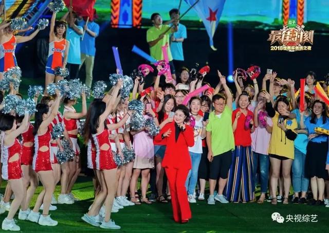 “玉林体育中心群星演唱会，李克勤领衔重温经典岁月！”