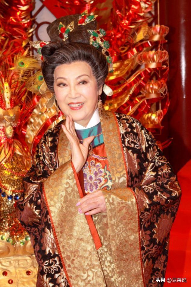 “西宫娘娘”李香琴，16岁出道，与谭炳文纠缠30年无果