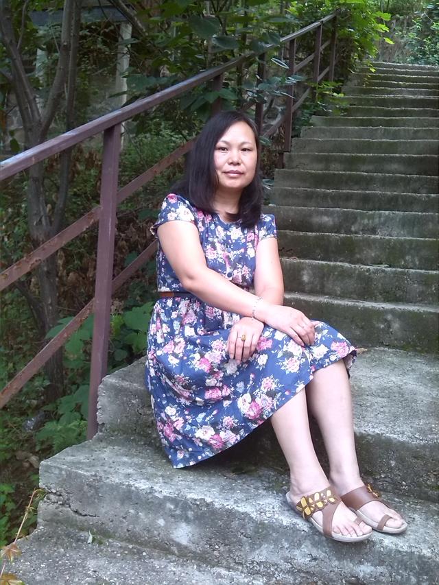 传说在西方有一个女神,专门收购小孩子掉的乳牙,名曰“牙仙女”