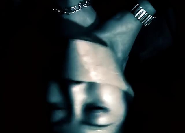 刑侦剧连载56:女星垃圾桶中惨死,凶手灵感竟是奔驰车