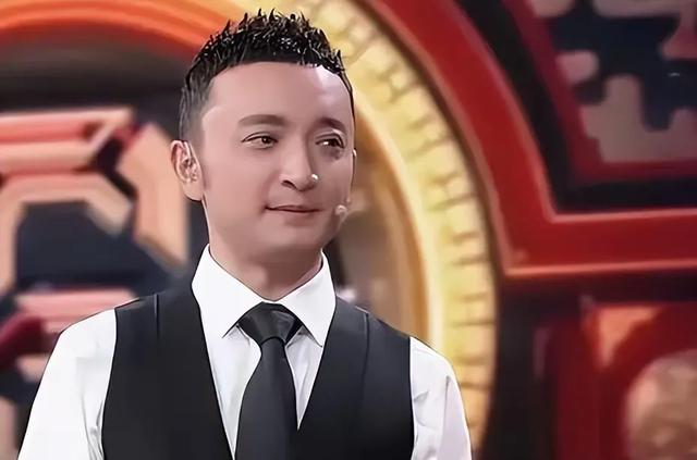 尼格买提:我30岁娶帕夏古丽,结婚9年没有孩子,风光背后有泪水