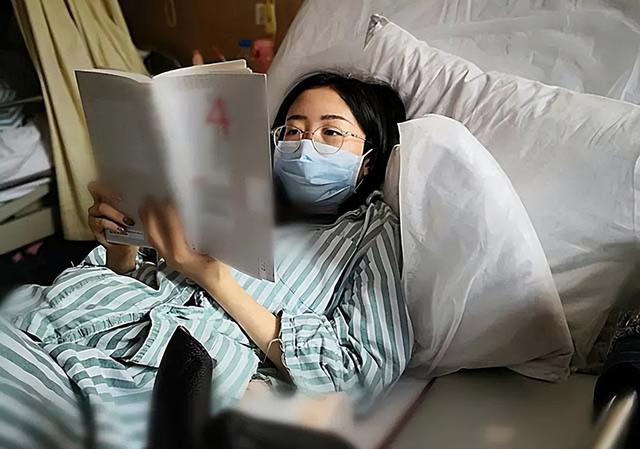 父母双双患癌后,28岁名校金融女被查出癌症晚期,花4年硬核抗癌