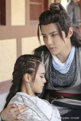 电视剧轩辕剑(《轩辕剑汉之云》稻草人的脚步太轻，徒维终究没能落在横艾的心上)