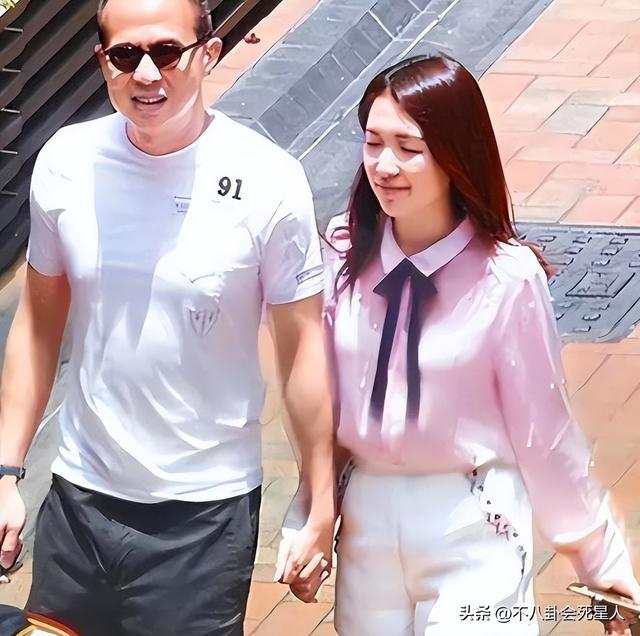 4位大龄未婚百亿富二代,未婚生子,女友换不断,40岁仍单身