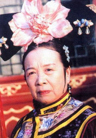 89岁“容嬷嬷”李明启:我要是40岁多好,还能做很多事情