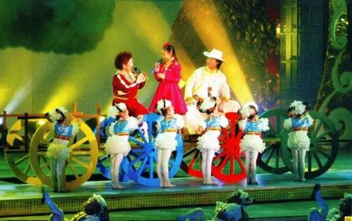 吉祥三宝过去14年:爸爸走了,妈妈隐退,“女儿”英格玛大变样