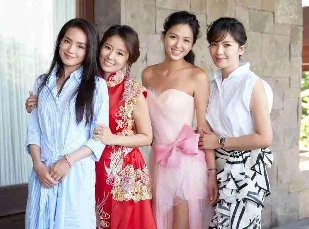 基因遗传太强大,女明星貌美如花的姐妹,林心如妹妹比她还美