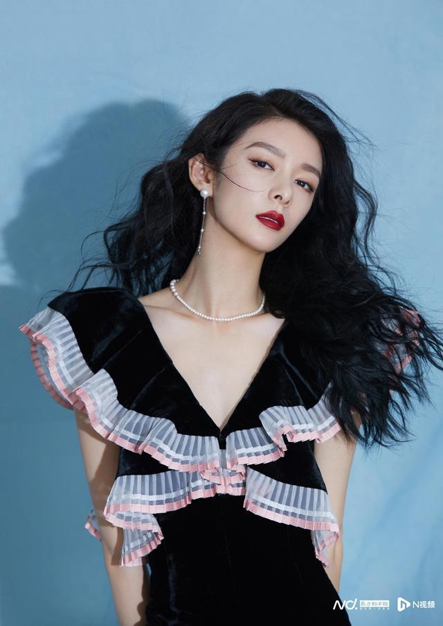 出演“打女”“产妈”引热议,傅菁:打破观众对我的固有印象