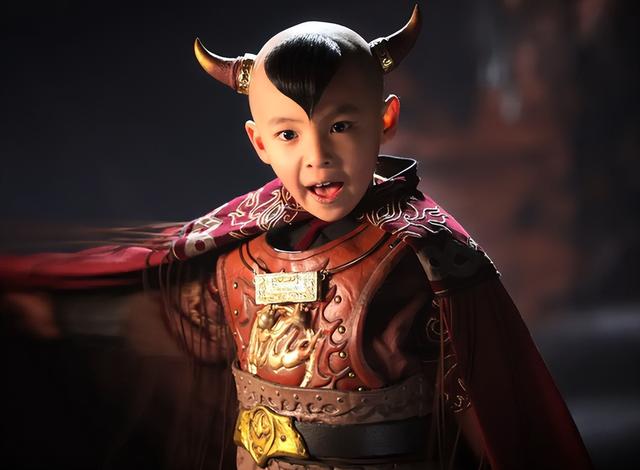 红孩儿为何没有牛犄角?牛魔王不做任何解释,铁扇公主无意间说出