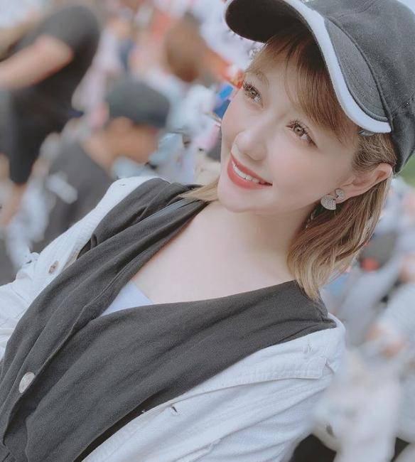 村重杏奈！魅力熟女脸蛋，最长工作时间15个小时