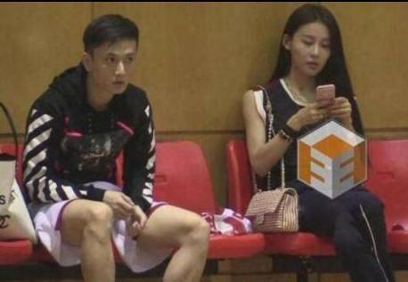 曾红极一时的贾青,却因爆“私生活混乱”人设崩塌,如今无戏可拍