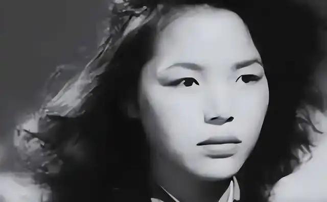 32个男人1个女人被困孤岛6年,1951年营救时仅剩19人,发生了什么