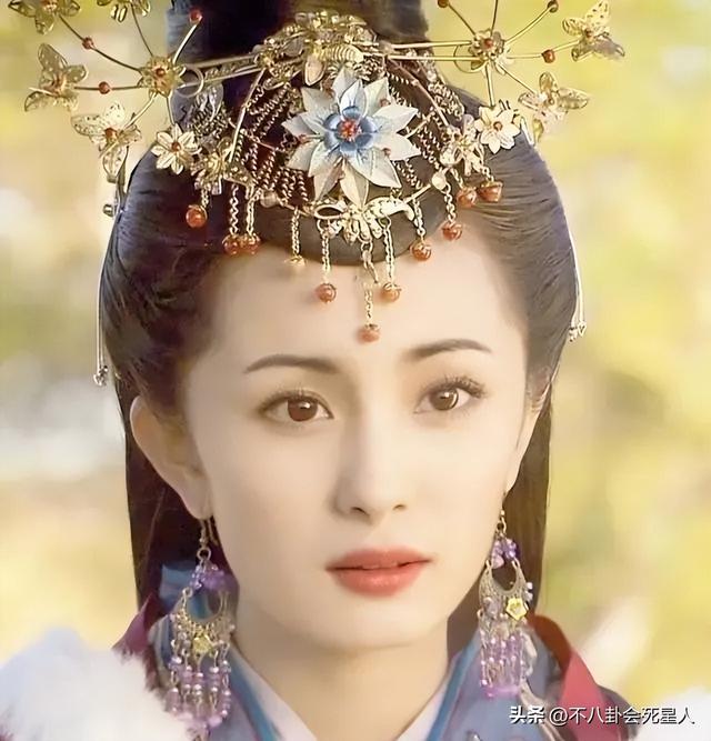 11位年轻时颜值高的明星现状，吴彦祖头发花白，陈冠希眼神沧桑