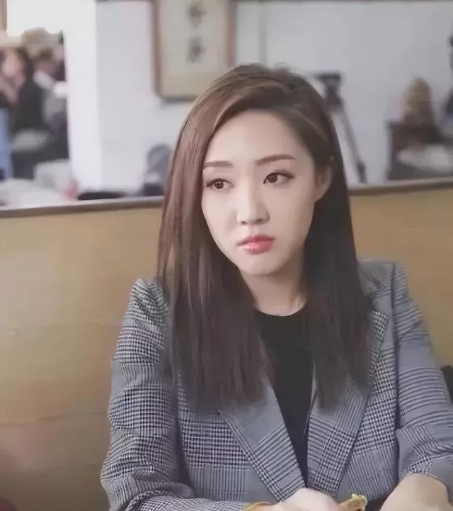 蔚雨芯:从TVB小花到多面发展的魅力女性