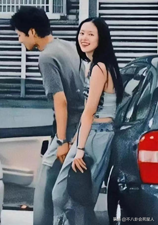 4位大龄未婚百亿富二代,未婚生子,女友换不断,40岁仍单身